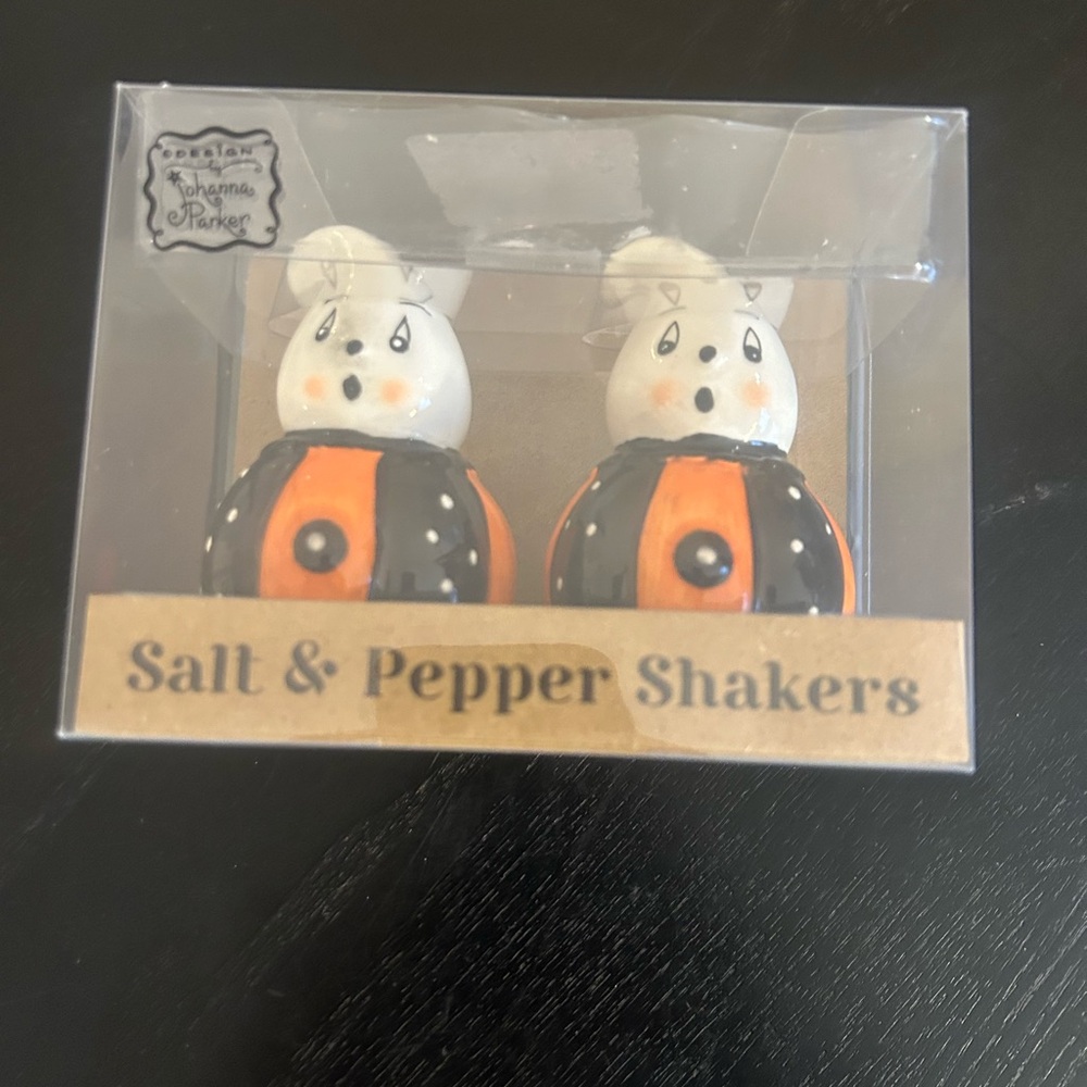 Spode Halloween Ghost Salt & Pepper Shakers - Black and Orange